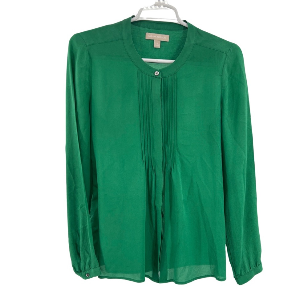 Banana Republic green 100% silk popover blouse pintuck S casual holiday office